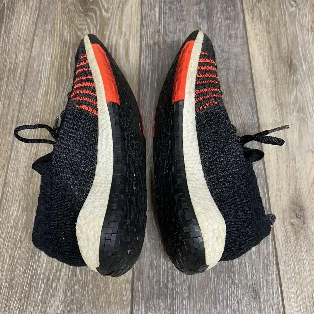 Adidas Pulseboost HD EE4030 Youth US Size 5 Knit Black Orange Sneaker Shoes